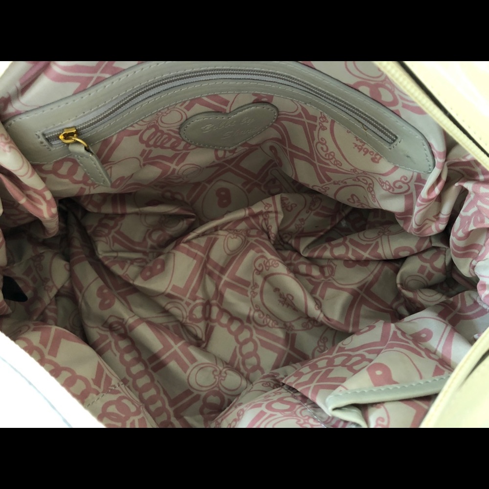 BOBBI BY SHARIF Cream Genuine Patent Leather Hobo - Picture 5 of 5